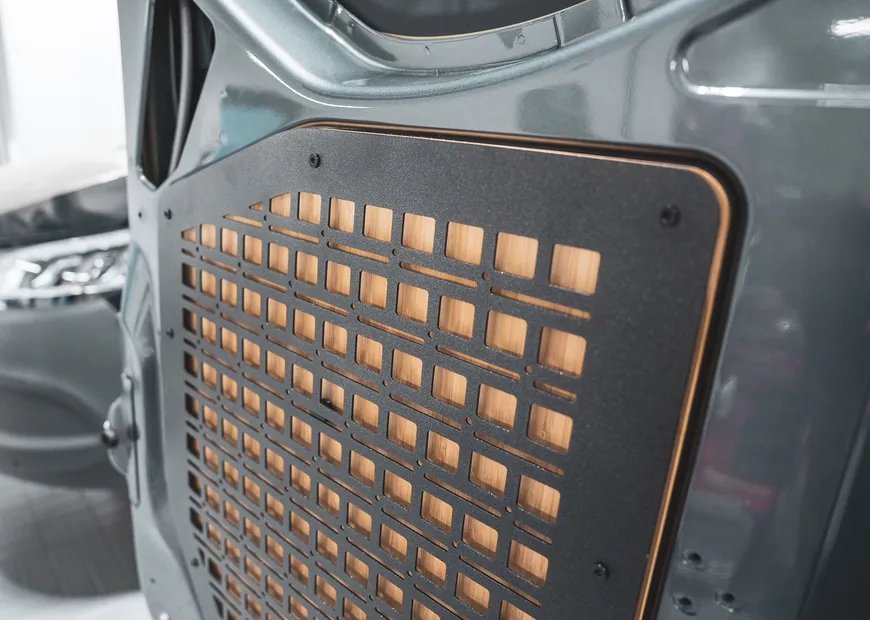 Panel MOLLE VAN55 Mercedes Sprinter - z prawej